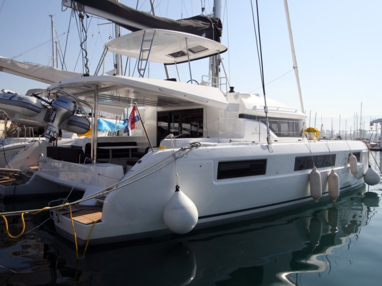 Bareboat Rental Catamaran Lagoon with a boat licence