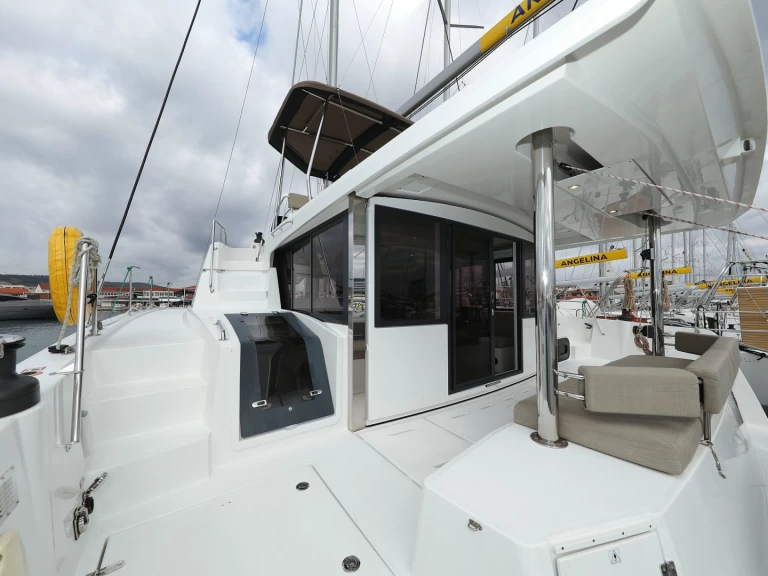 Bareboat Rental Catamaran Bali with a boat licence