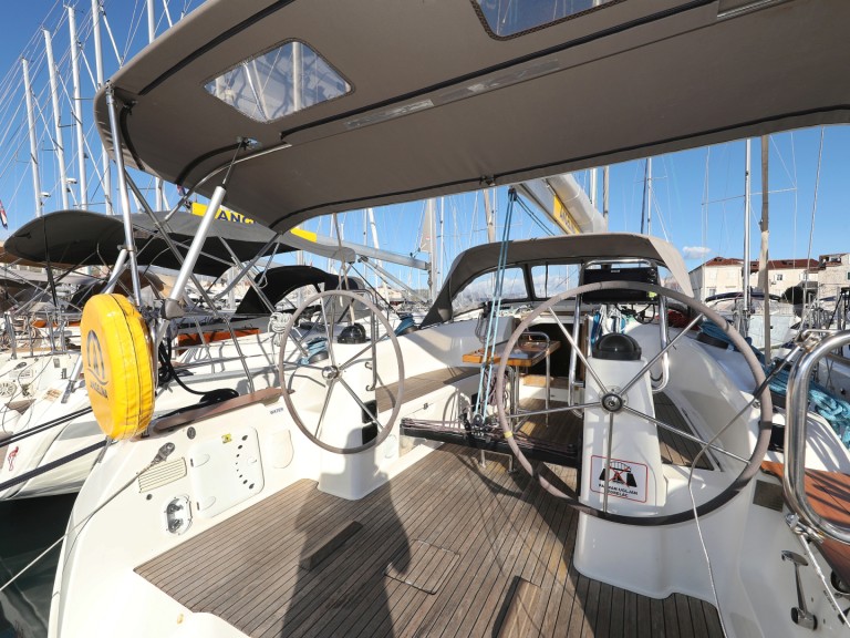 Sailboat rental in Primošten - Bavaria Cruiser 40 S