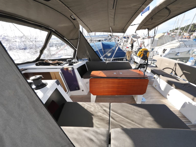 Dufour Dufour 41 in Trogir on SamBoat