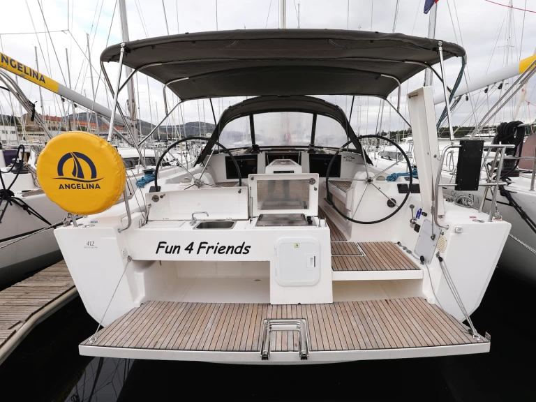 Sailboat for rent Primošten at the best price