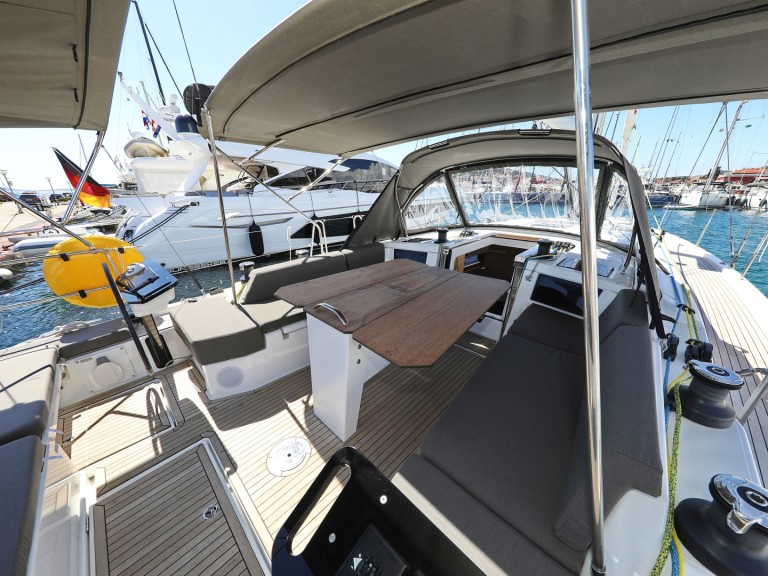 Sailboat rental in Biograd na Moru - Dufour Dufour 44