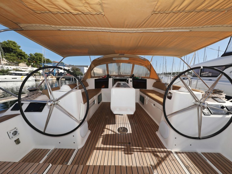 Sailboat rental with or without captain Dufour Šibenik