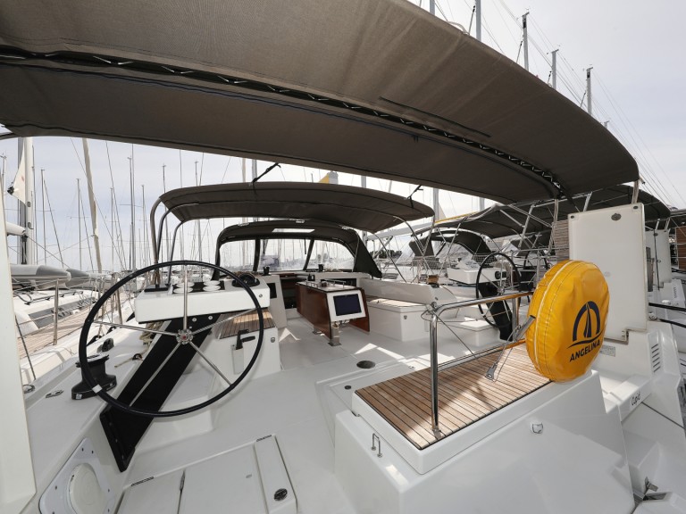 Bareboat Rental Sailboat Dufour with a boat licence