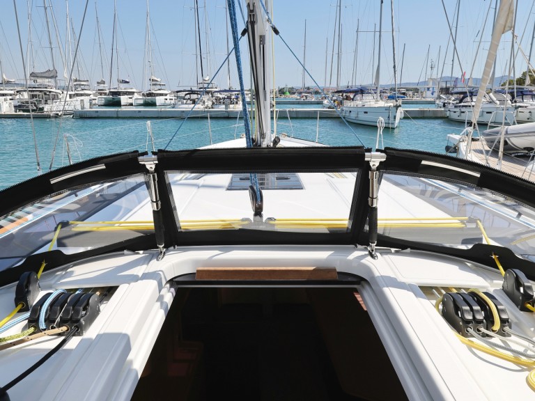 Boat rental Dufour Dufour 48 in Sveti Filip i Jakov on Samboat