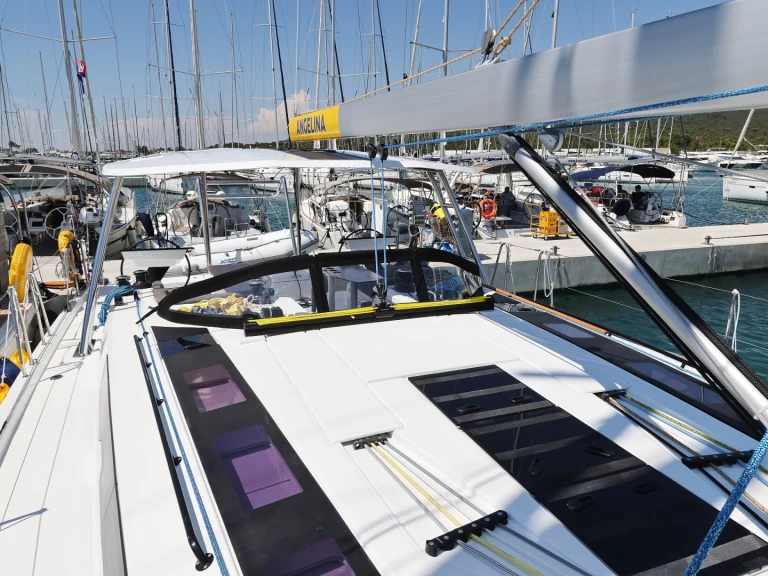 Bareboat Rental Sailboat Dufour with a boat licence