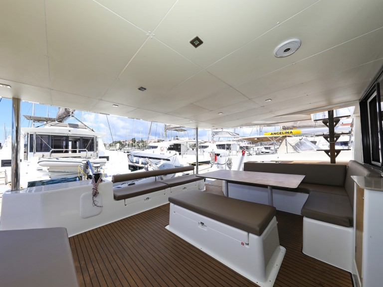 Boat rental Dufour Dufour Catamarans 48 Sail in Rogoznica on Samboat