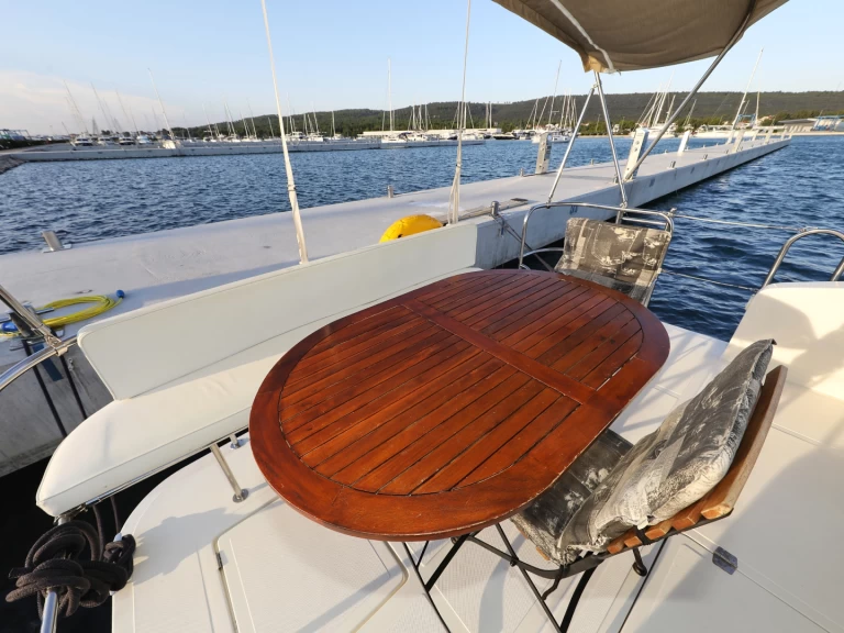 Cobra Yachts Futura 40 Grand Horizon charter bareboat or captained in  Sveti Filip i Jakov