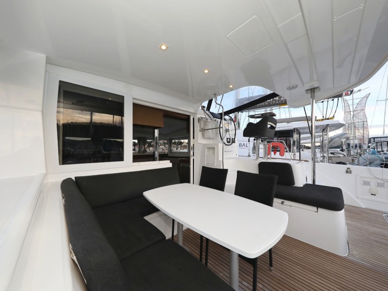 Yacht charter Biograd na Moru cheap Lagoon 40