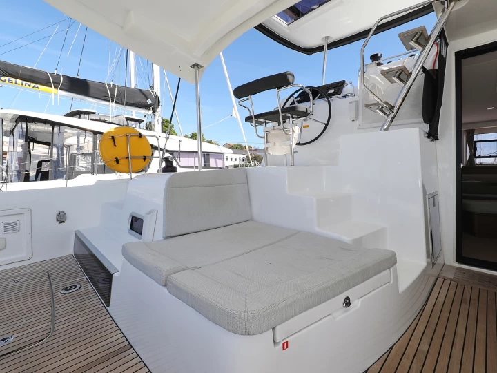 Bareboat Rental Catamaran Lagoon with a boat licence