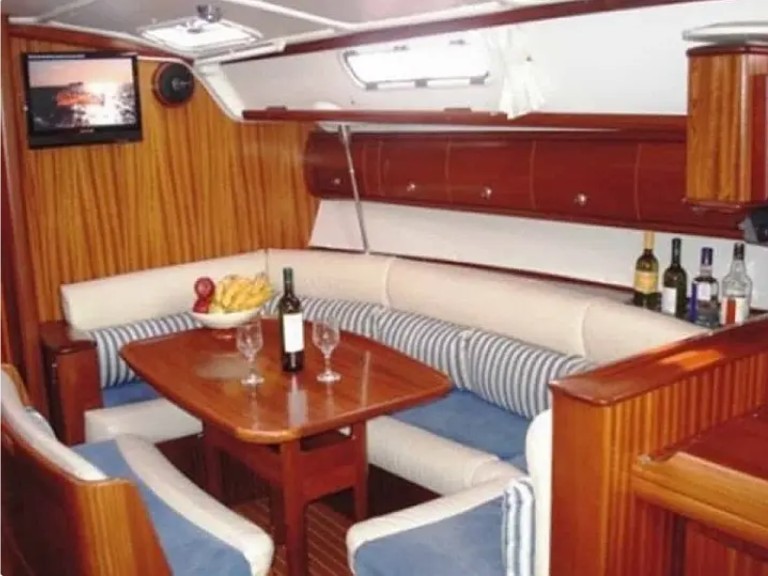 Sailboat rental with or without captain Bavaria Ávdira
