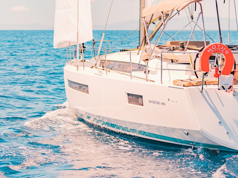 Sailboat rental in Alimos - Jeanneau Sun Odyssey 490
