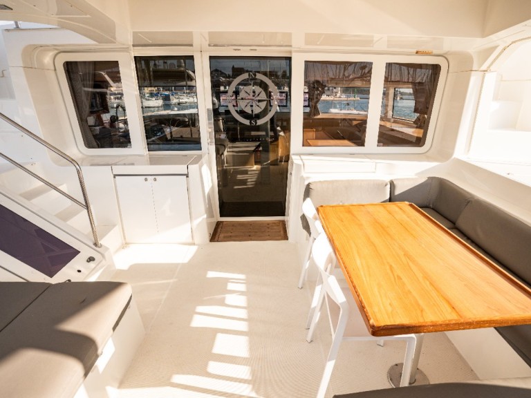 Catamaran for rent Pirovac at the best price