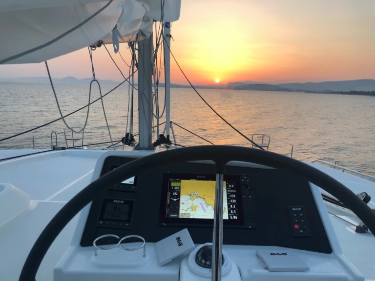 Catamaran rental with or without captain Lagoon Lefkáda