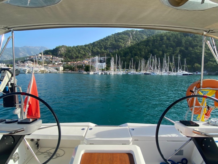 Rent a Dufour Dufour 390 Marmaris