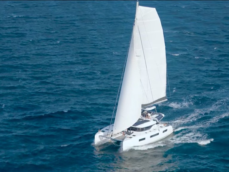 Catamaran rental in Pula - Lagoon Lagoon 51