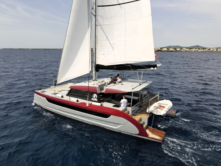 Yacht charter Split cheap Luna 49