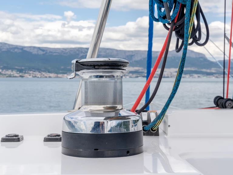 Luna Luna 49 in Split on SamBoat