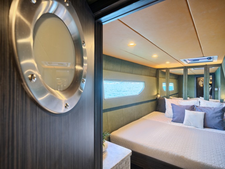 Boat rental Luna Luna 49 in Split on Samboat