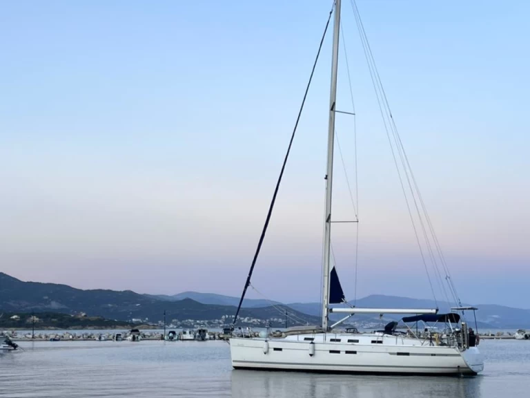 Rent a Bavaria Cruiser 45 Kavála