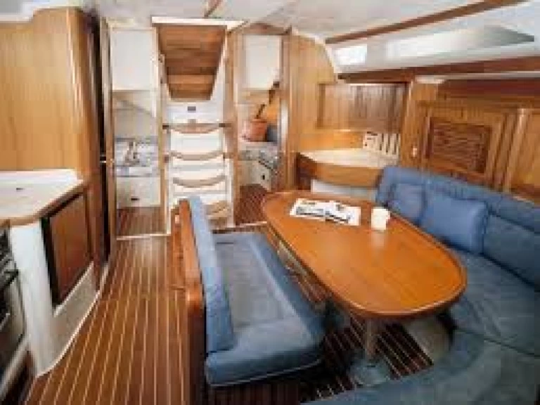 Sailboat rental with or without captain Catalina Yachts Genova