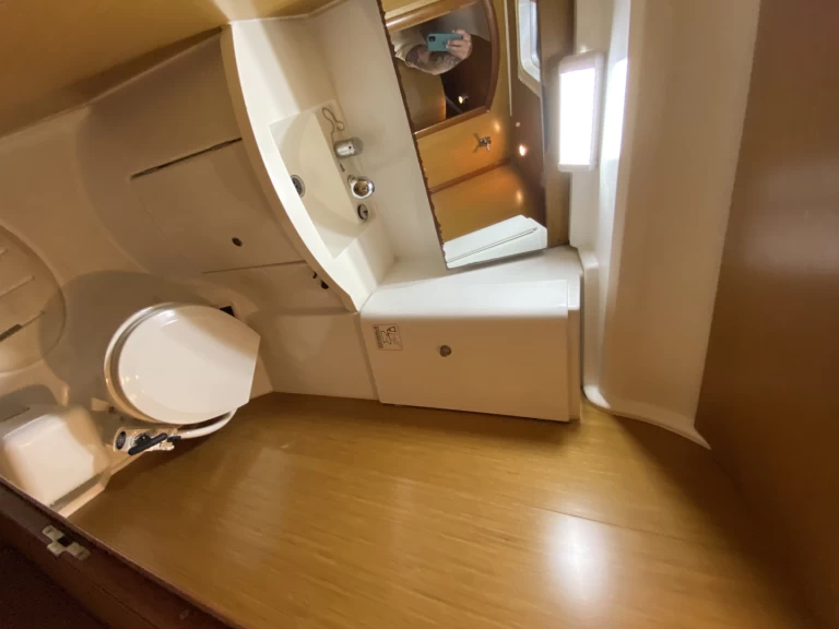 Sailboat rental with or without captain Jeanneau Kos