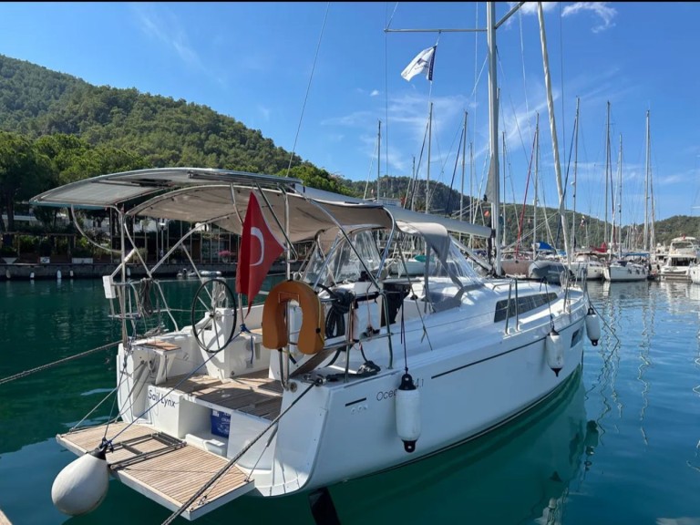 Bénéteau Oceanis 34.1 in Fethiye on SamBoat