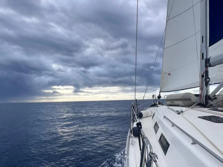 Sailboat for rent Kavála at the best price