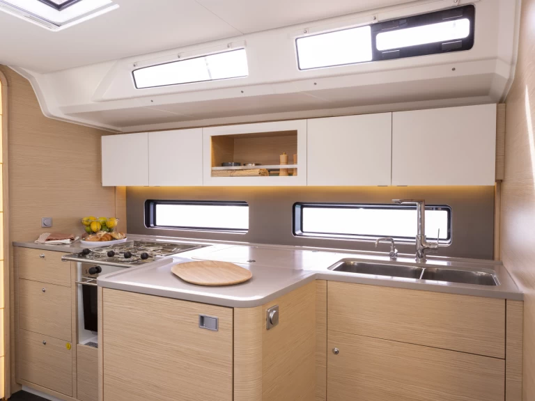 Yacht charter Lefkáda cheap Dufour 41