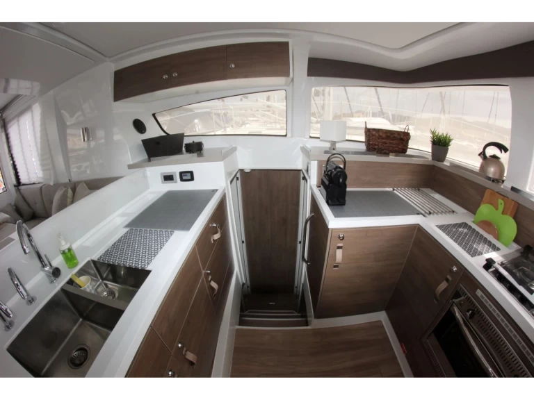 Rent a Bali Bali 4.2 Nikiána