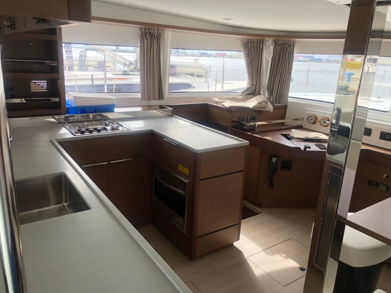 Yacht charter Cagliari cheap Lagoon 46
