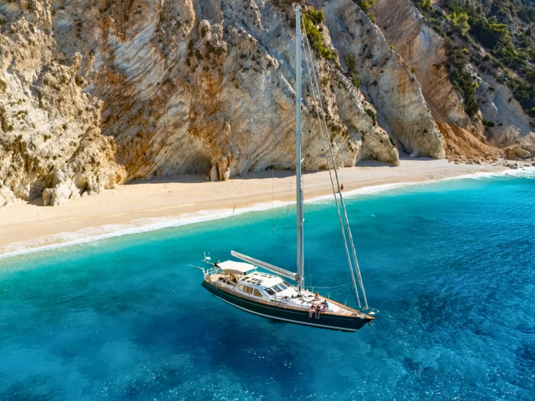 Rent a  Trintella 65 Classic Vlycho