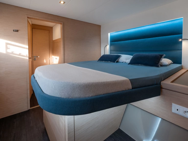 Catamaran rental with or without captain Fountaine Pajot Castellammare di Stabia