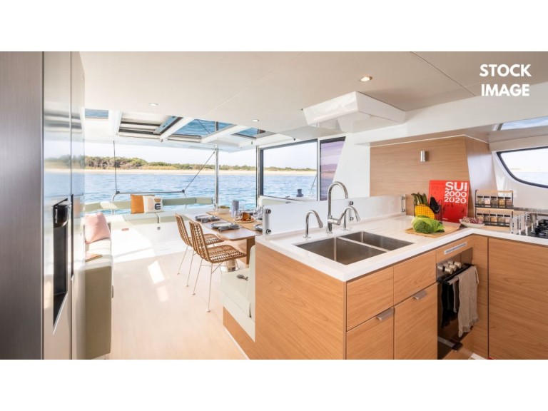 Yacht charter Cannigione cheap Bali 4.6