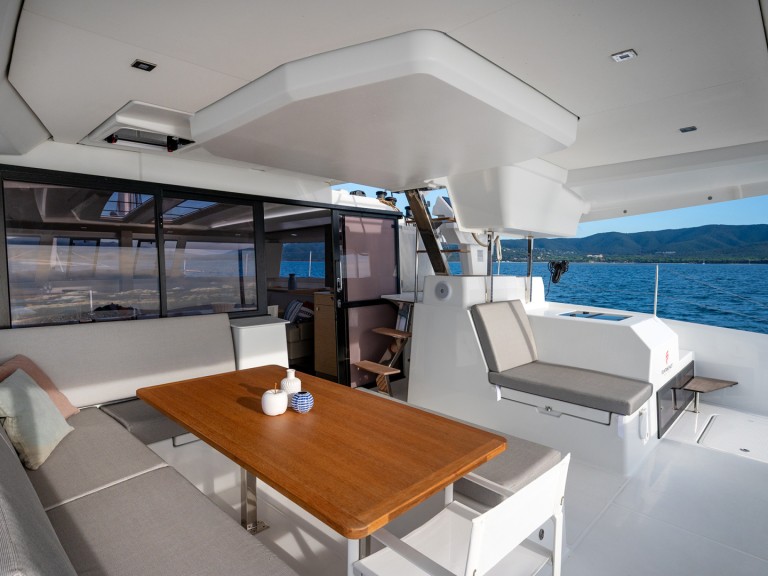 Rent a Fountaine Pajot Tanna 47 Piombino