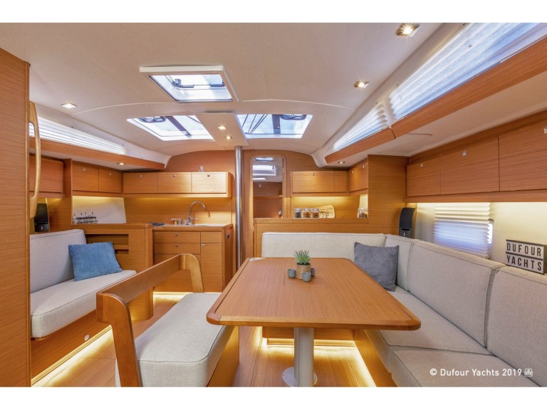 Yacht charter Lefkáda cheap Dufour 430 Grand Large