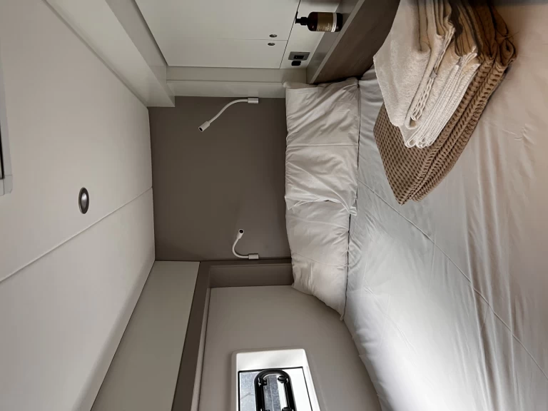 Rent a Bali Bali 4.2 Alimos