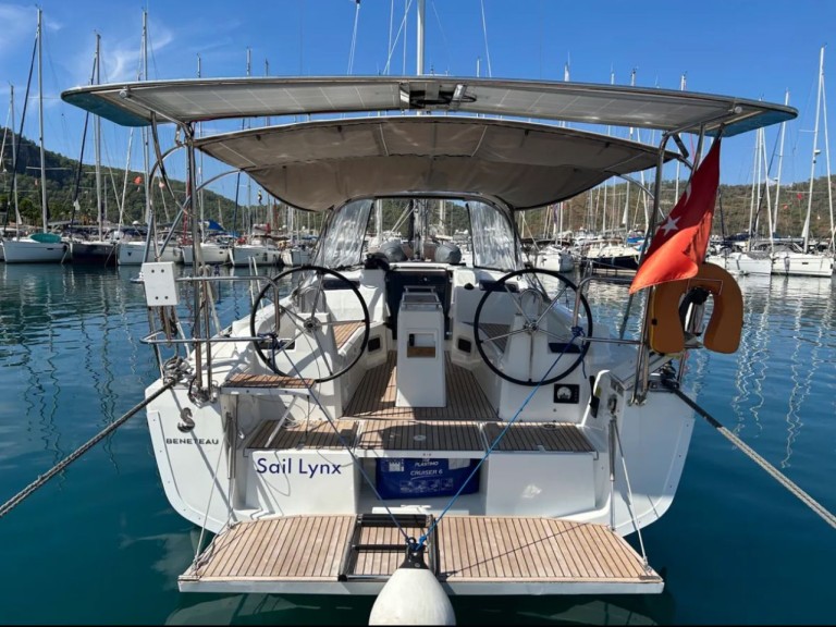 Boat rental Bénéteau Oceanis 34.1 in Fethiye on Samboat