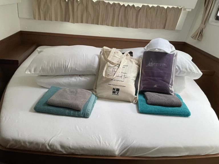 Catamaran rental with or without captain Lagoon Volos