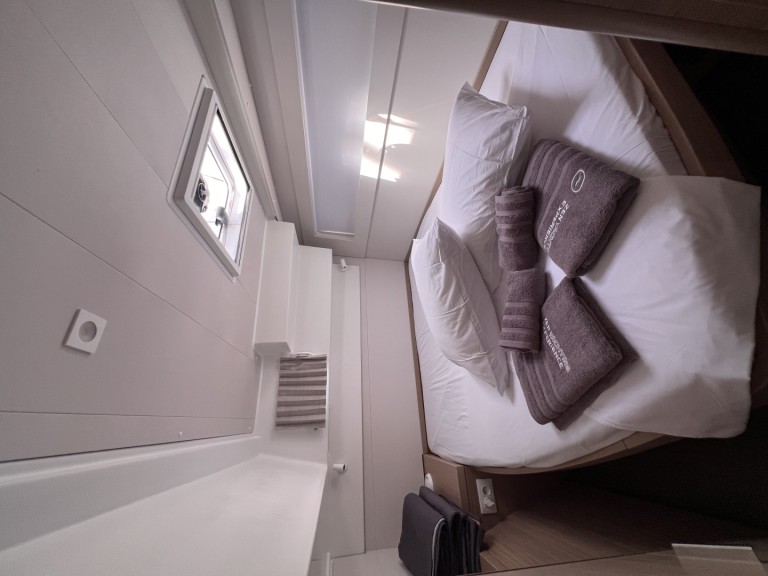 Lagoon Lagoon 40 charter bareboat or captained in  Gouvia