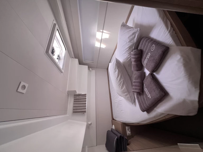 Lagoon Lagoon 40 charter bareboat or captained in  Gouvia