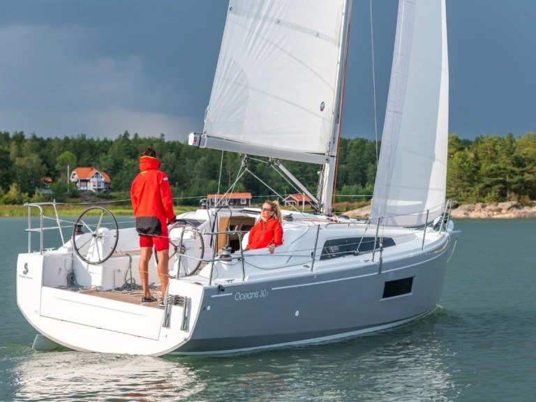 Sailboat rental in Izola - Bénéteau Oceanis 30.1