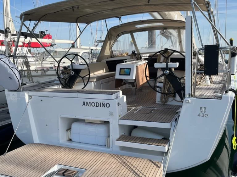 Sailboat rental with or without captain Dufour Baiona