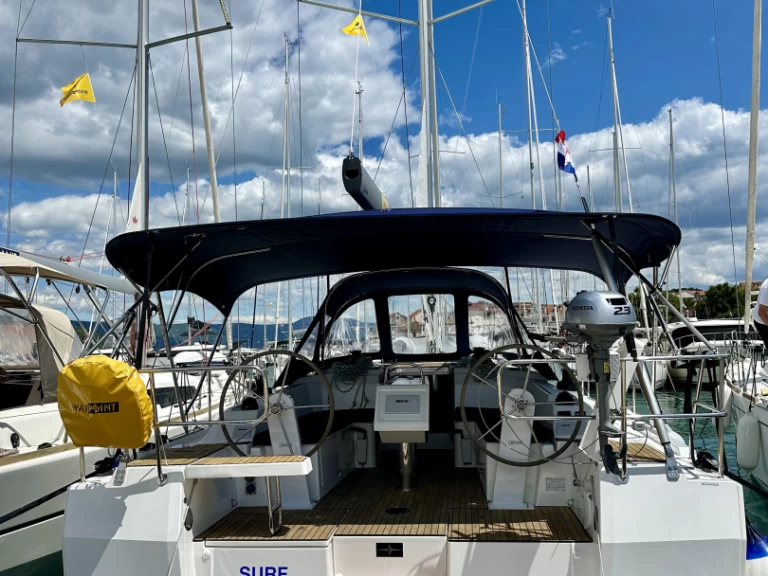 Bareboat Rental Sailboat Bavaria with a boat licence