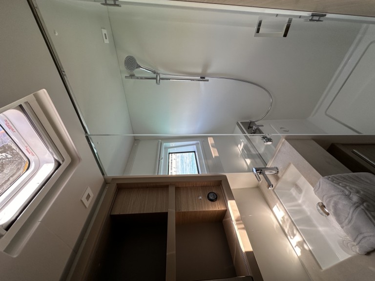 Rent a Lagoon Lagoon 46 Trogir