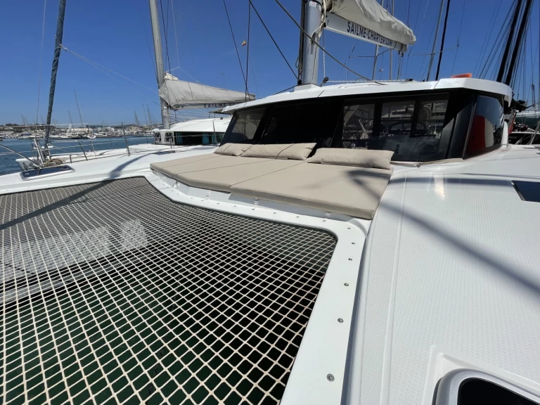 Boat rental Fountaine Pajot Lucia 40 in San Miguel De Abona on Samboat