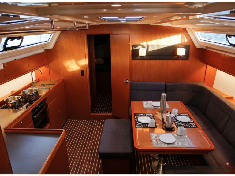 Rent a Bavaria Cruiser 46 Olbia