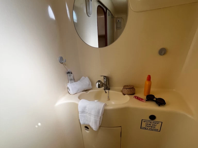 Boat rental Nicols Yacht Comfort Couple XL 2-4 people in Grez-Neuville on Samboat