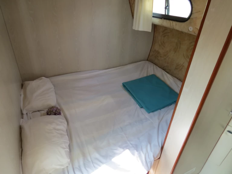 Boat rental Nicols Yacht Confort Family 4-8 p. in Grez-Neuville on Samboat