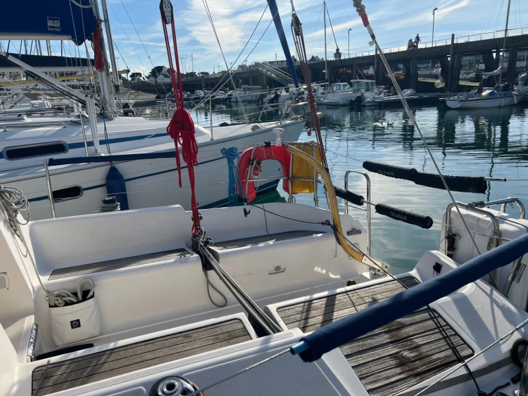 Elan Elan 31 in Quiberon on SamBoat